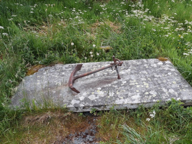 Ankergrab / Anchor grave